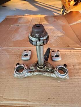 31421230577 Bmw Lower Fork Cross Brace For R50/5 R60/5 And R75/5 Motorcycles