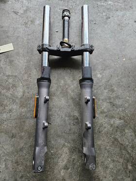 A000-050600-1b200 Cfmoto 2022 2023 Cf Moto Cf650 650nk Front Suspension Forks Tree Shocks