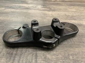 34220151db Ducati 34220151cb 2007 695 S4r Monster Oem Lower Fork Holder Steering Stem Triple Tree