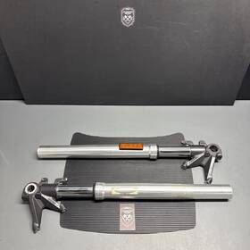 Ducati Gd34-00-l Monster 696 2008 - 2013 Front Forks Suspension Legs Oem Showa