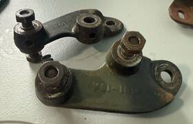 2635-09-13 Harley-davidson Vintage Oem J/jd Lower Fork Rockers