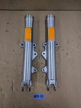 45909-83 Harley-davidson 45399-84 1985-1990 Fxr/s/p Dual Disc Fork Lower Sliders 45912-84