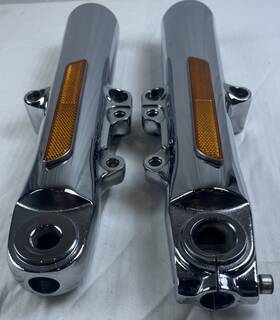 Harley-davidson 454000162 Showa Genuine Lower Fork Slider Set Chrome 454000163