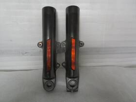 45400204 Harley-davidson 14-24 Touring Front Fork Lower Leg Sliders Smoked Satin Chrome