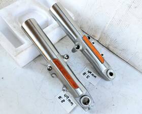 G5n91-00l Harley-davidson 45400216/ Oem Touring Chrome 49mm Fork Sliders Lower Legs