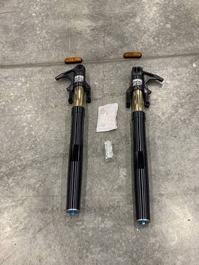 45400392a Harley Davidson Screaming Eagle Ohlins Inverted Fork Legs