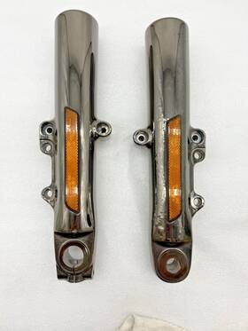 45500777 Harley-davidson 45500778/45500777 Oem Left / Right Cvo Fork Legs Scorched Chrome