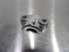 45832-77a Harley-davidson 98 Touring Flht Electra Glide Lower Fork Chrome Axle Clamp