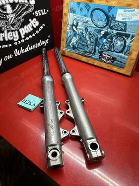 45959-92 Harley-davidson 1987-99 Dual Disc Lower Leg Fork Slider Sportster Dyna Fxr 39mm Front End