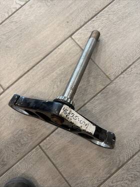 46855-07a Harley-davidson 2006-2008 Vrscdx Night Rod Bottom Yoke Assy. -