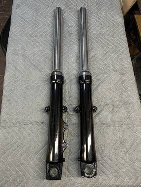 49415-11 Harley-davidson Oem 41mm Softail Fxs Blackline Stock Forks Used Straight