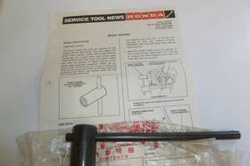 07924-me50000 Honda Oem New Output Gear Shaft Holder Cb Cbx 650 Sc S2