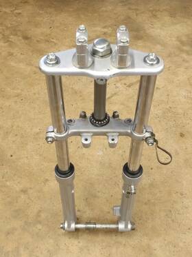 51400-gcf-671 Honda Oem Fork Triple Clamps Front Suspension - 1999 Xr70 Xr70r 97-03