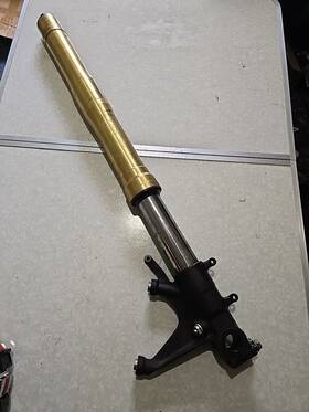 51400-mee-d01 Honda 2005 Cbr 600rr Right Fork Damper Assembly For Parts