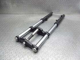 51400-mfr-305 Honda 2011 09-22 Vt1300cx Fury Front Fork Suspension Damper Triple Tree Assembly