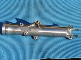 51421-375-000 Honda 75-76 Cb550 F Cb500 T Right Front Fork Case