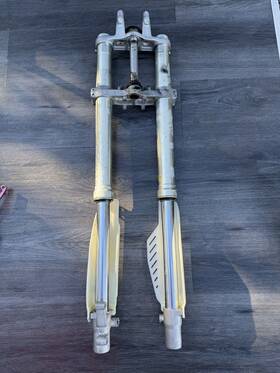 51580-gbf-k21 Honda 51480-gbf-k21 2005 Cr85r Forks Front Cr 85 R Fork And Tripple Tree Clamps