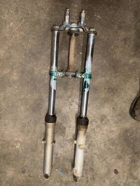 51500-153-003zb Honda 78-82 Xr-75 Xr-80 Front Forks And Triple Clamps