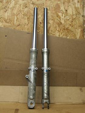 51500-447-671 Honda 1981 Cm400e Front Forks
