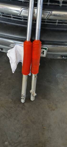 51611-ka4-701 Honda 1982 480r Forks