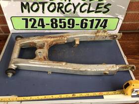 52100-kn4-860za Honda 1999 2000 Xr100r Xr 100 Rear Swingarm With Pivot Bolt Xr100