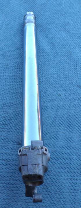51520-kz3-j11 Honda Kz3p-l 1998-1999 Cr250r Left Lower Inner Fork Leg Kz3p-r Sa-2