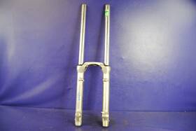 Me9-003 Honda 1983 83 Shadow 750 Vt750c Front Suspension Fork Legs Tubes Clamp