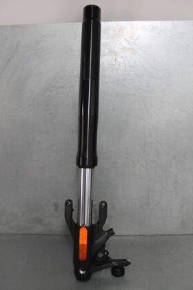 1830257-463 Indian 2025 Sport Chief Rt 116 Left Fork Leg 1830257-463 Indian 2025 Sport Chief Rt 116 Left Fork Leg