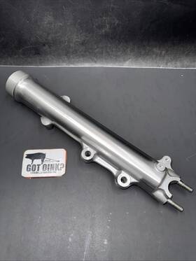 44005-063 Kawasaki Kz900 Z900 Kz1000 Z1000 New / Nos Motorcycle Lh Fork Tube Leg