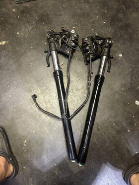 44023-0118 Kawasaki 2016 11-16 Ninja 1000 Zx1000 Front Fork Suspension Damper Left Right