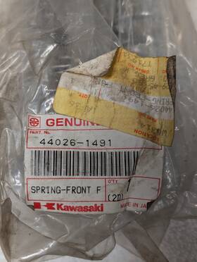 44026-1597 Kawasaki 44026-1491 1989-96 Kx500/90-92 Kx250 Fork Shock Spring Pair #44026-1597 Nos Oem