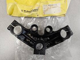 Kawasaki 44033-1021 New Oem Lh Fork Cover Fits 1979-1980 Kz1000