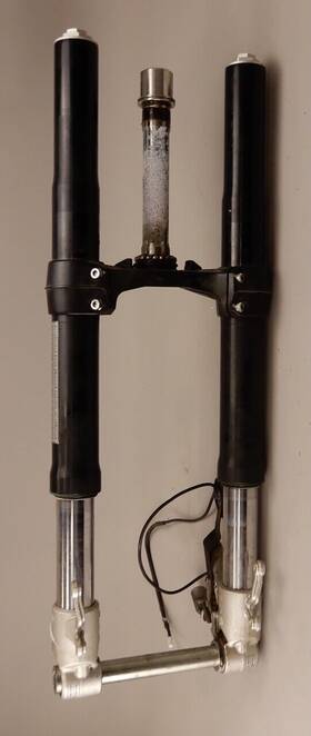 Spmv8000b7130 Mv Agusta F3 675 Front Forks And Lower Triple Clamp - 8000b7130 8a00b7131