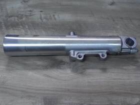 G591-50-r Showa H-d Lower Right Fork Leg - Oem #g591-50-r