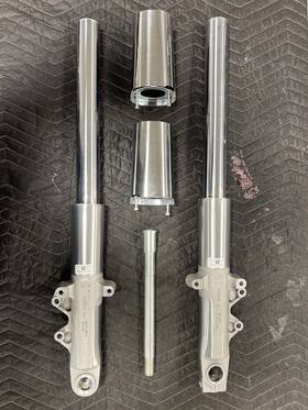 G5t6-00-l Showa 24 And Up Front Forks Oem Harley Street Glide Roadglide