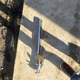 Suzuki 266882840995 Rider Side Right Gen One 1999-2007 Hayabusa Fork Forks Great. Seal Is Bad
