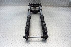 51104-31370 Suzuki 51103-31370 1983 80-83 Gs750 Oem Fork Tubes Front Suspension Triple Tree Set