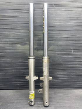 51103-39g00 Suzuki 2005 Boulevard Vl800 C50 Front Forks Fork Tubes #92624