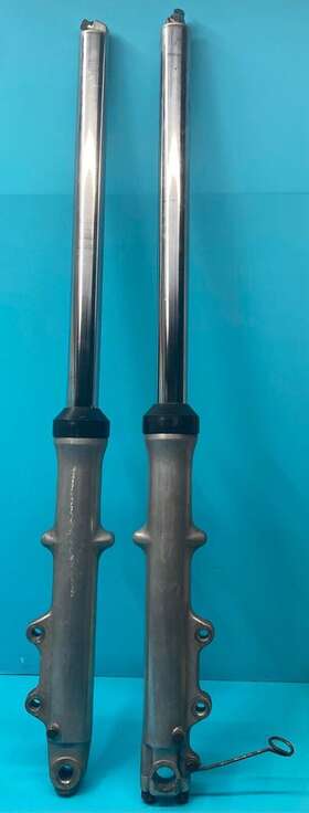 51103-34200 Suzuki 51104-34200 1981 Gs650g Front Forks Fresh Seals And Boots