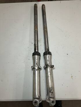 51106-26211 Suzuki Ts75 Fork Pair