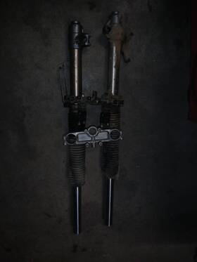 51130-12e20 Suzuki 1996- 2004 Dr 650 Se Dr650 650se Front Forks End Triple Trees