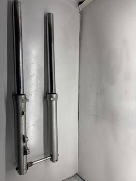Suzuki 51130-45c00 1990-1993 Vx800 Front Fork Left Right Axle Pair Oem