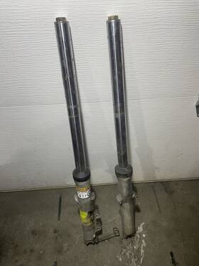 51110-45030 Suzuki 51140-45032 1977-1979 Gs750 Left Right Front Forks Oem