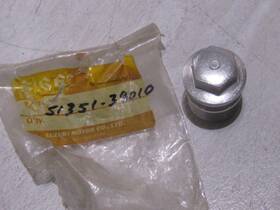 51351-38010 Suzuki Ts250/rm370/rm250/rl250/pe250 Fork Top Bolt Nos