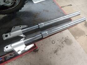 6tyuuy545 Suzuki 2001 Vz800 Vz 800 Marauder Front Forks Tubes Legs