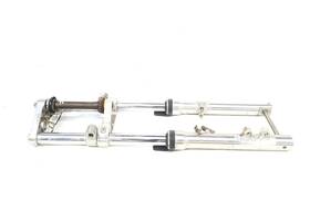 850.suzp14 Suzuki 2014 Ls650 Oem Pair Of Forks With Triple Tree