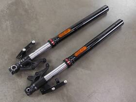 T2043143 Triumph Bent Left And Right Fork Leg Suspension L&r Forks 22-24 Tiger Sport 660