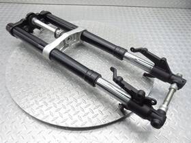 T2043950 Triumph 2014 13-16 Trophy 1215 Oem Fork Tubes Front Suspension Triple Tree Set