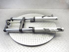 1823390-385 Victory 2012 12-16 Vision Tour Front Fork Suspension Damper Triple Tree Assembly