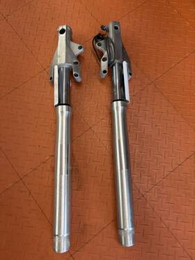 1823819-411 Victory Cross Roads / Country Right And Left Fork Leg Tube Shocks Straight